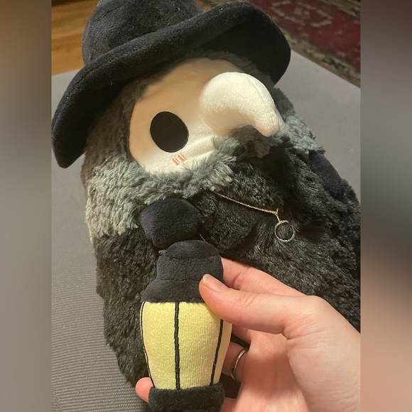 Squishables stuffed Plague Doctor bird with glow in the dark lantern like new - Picture 4 of 6